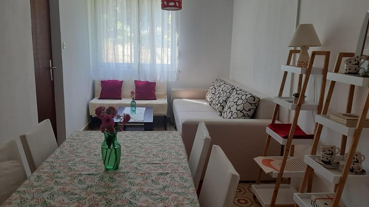 Apartman Iris Split Lägenhet Exteriör bild